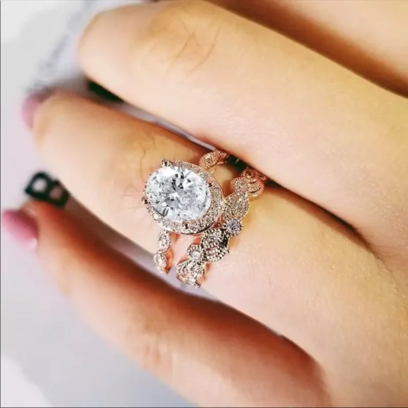 Rose Gold Oval CutDiamond 2pc Set Diamond Ring New - Picture 3 of 3